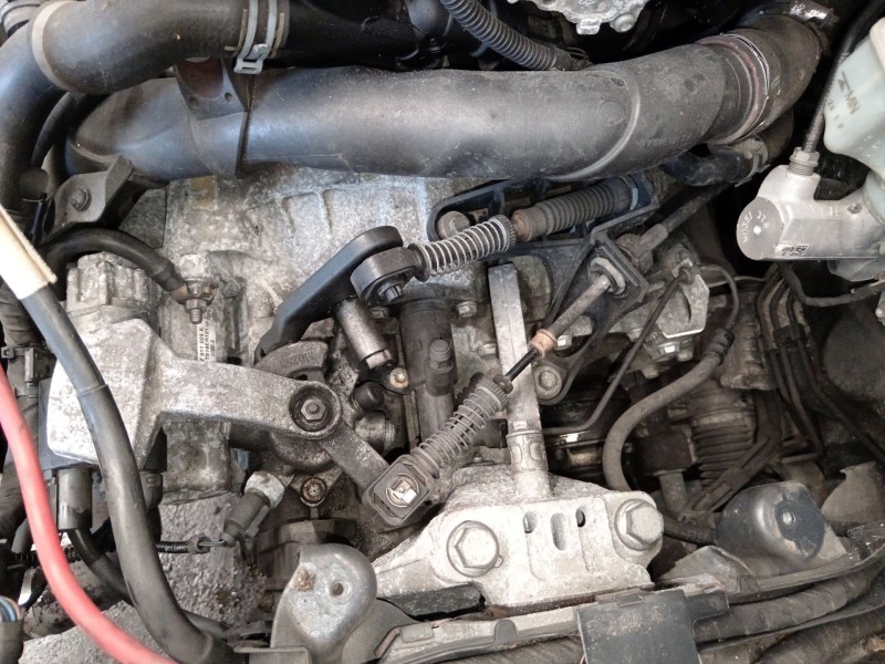 Recambio de caja cambios para volkswagen golf plus v (5m1, 521) 1.6 tdi referencia OEM IAM LHW  