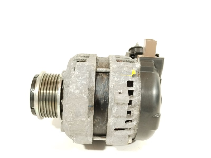 Recambio de alternador para peugeot 108 1.0 vti 72 referencia OEM IAM 270600Q160  TG1042109821