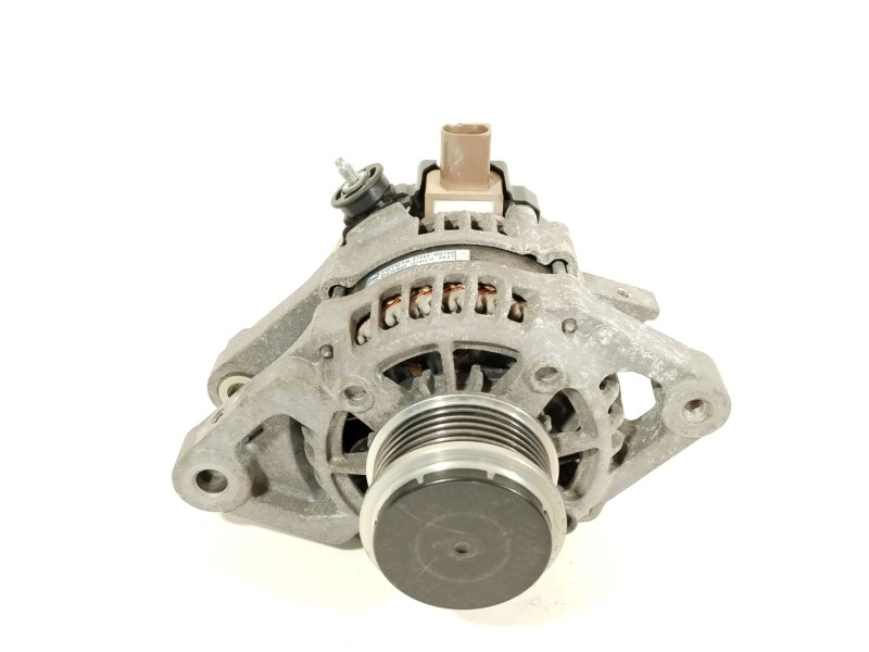Recambio de alternador para peugeot 108 1.0 vti 72 referencia OEM IAM 270600Q160  TG1042109821