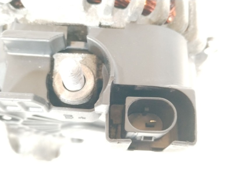 Recambio de alternador para toyota verso (_r2_) 1.6 d4-d (war20_) referencia OEM IAM 8574045 TG15C200 