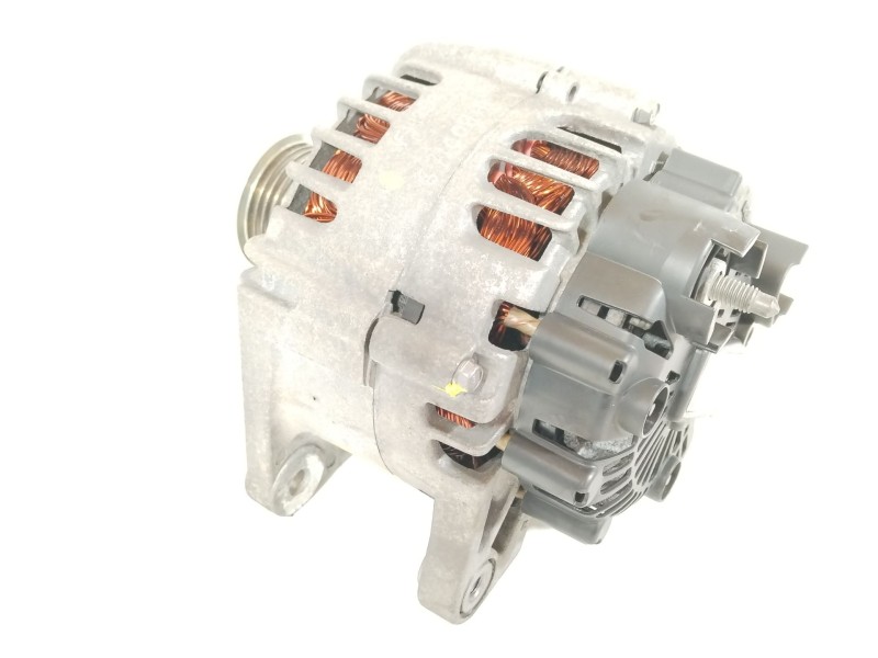 Recambio de alternador para renault twingo i (c06_) 1.2 (c066, c068) referencia OEM IAM 8200757870A 8200757870 TG12C062