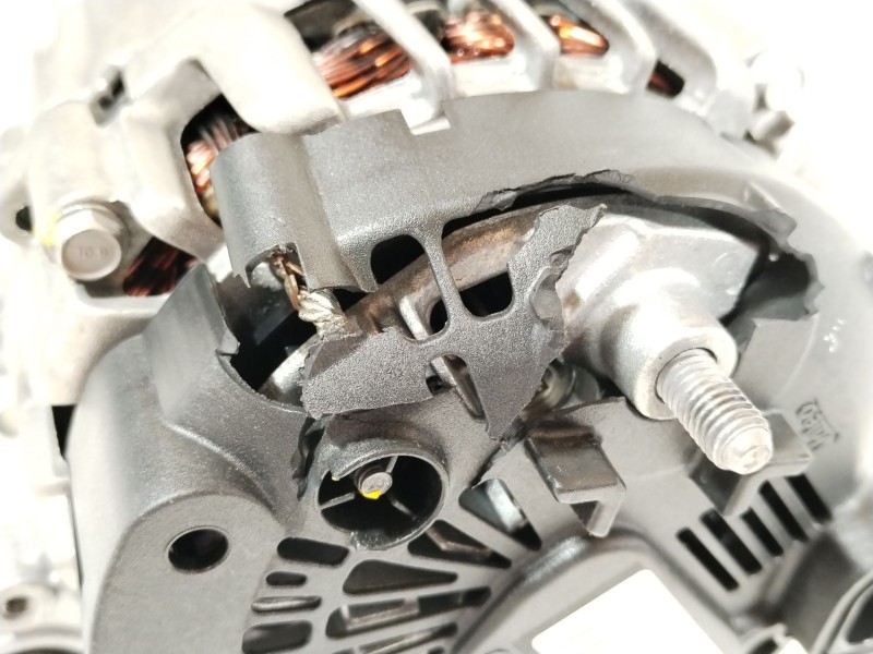 Recambio de alternador para seat arona (kj7, kjp) 1.0 tsi referencia OEM IAM 05E903026Q TG14LLD139 