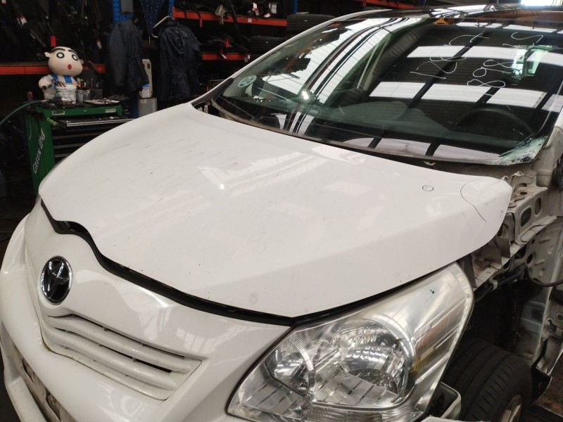 Recambio de capot para toyota verso active referencia OEM IAM   