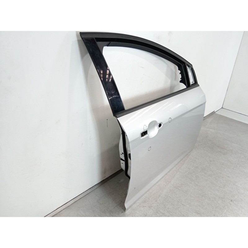 Recambio de puerta delantera derecha para ford focus lim. (cb8) 1.6 tdci cat referencia OEM IAM 2147844  