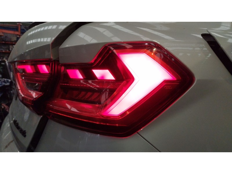 Recambio de piloto trasero derecho para audi a1 sportback (gba) 30 tfsi referencia OEM IAM 82A945092C  