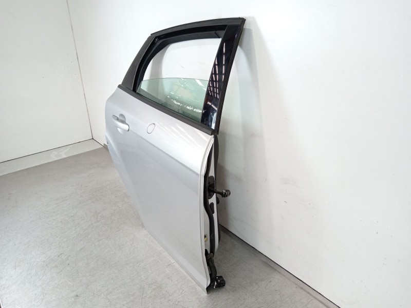 Recambio de puerta trasera derecha para ford focus lim. (cb8) 1.6 tdci cat referencia OEM IAM 2172759  