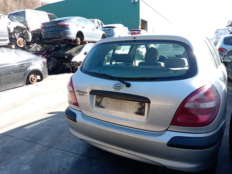 nissan almera ii hatchback (n16) del año 2001