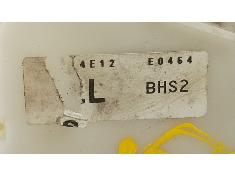 Recambio de cerradura puerta delantera derecha para mazda 3 lim. () center-line referencia OEM IAM BHS258310A  