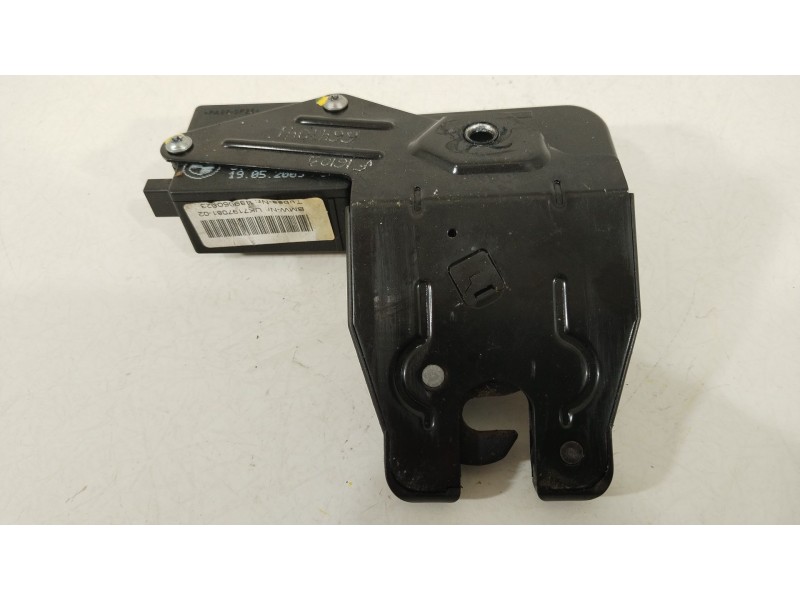 Recambio de cerradura maletero / porton para bmw 5 touring (e61) 520 d referencia OEM IAM 7197081 489050823 