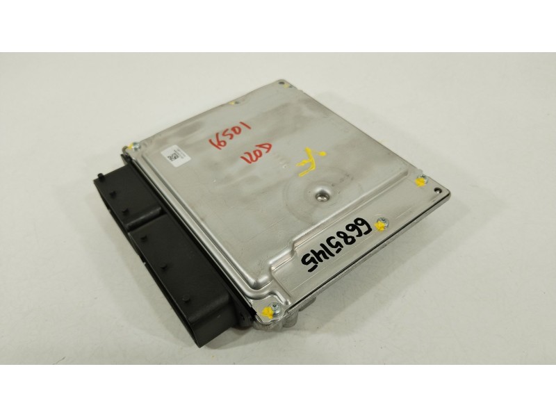 Recambio de centralita motor uce para bmw 1 (e81) 120 d referencia OEM IAM 7811700 0281015043 781170001