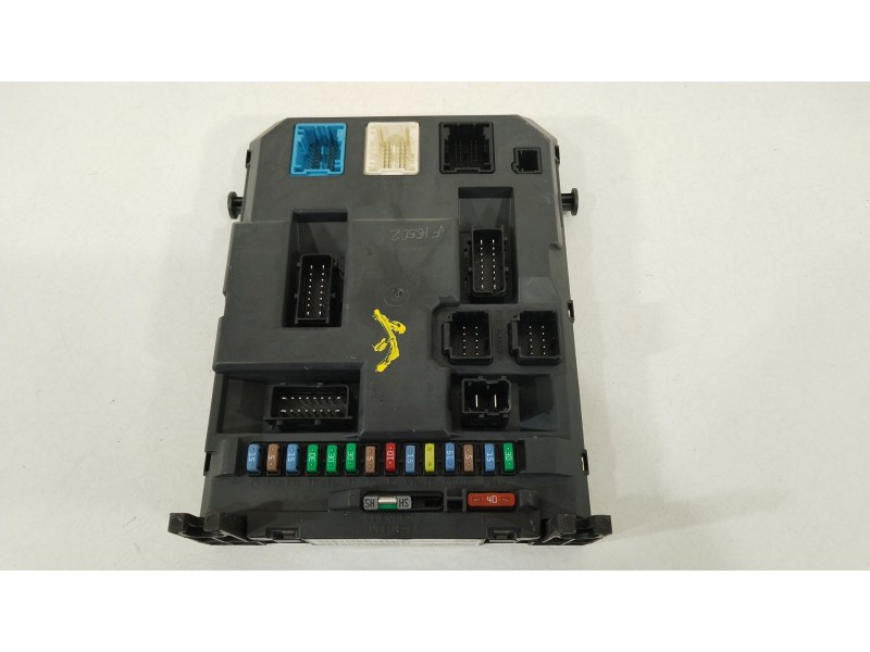 Recambio de caja reles / fusibles para citroën c3 ii (sc_) 1.4 referencia OEM IAM 9674016980 BSIEVX0300 