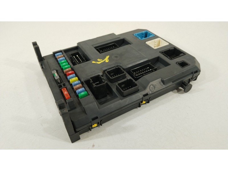 Recambio de caja reles / fusibles para citroën c3 ii (sc_) 1.4 referencia OEM IAM 9674016980 BSIEVX0300 