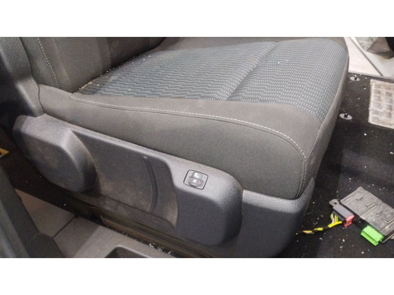 Recambio de asiento delantero derecho para peugeot traveller autobús (v_) 2.0 bluehdi 145 referencia OEM IAM 1616753480 16171364