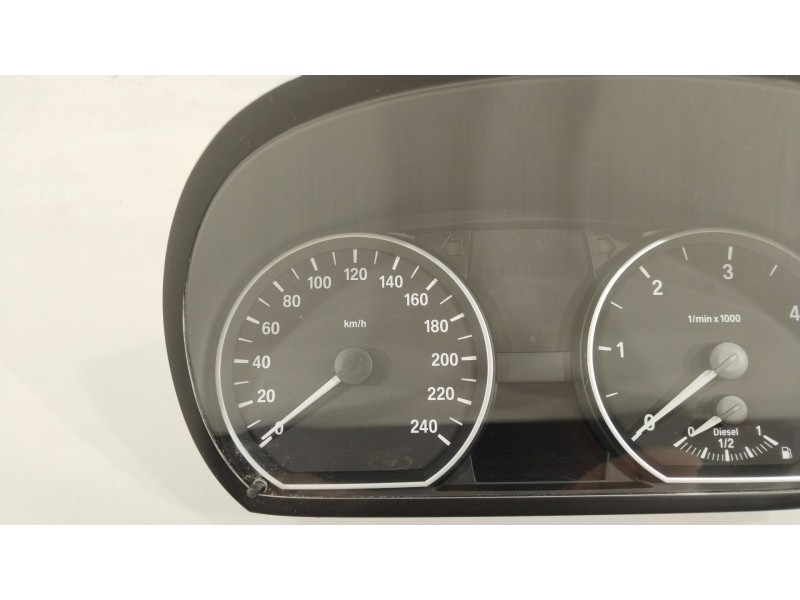 Recambio de cuadro instrumentos para bmw 1 (e81) 116 d referencia OEM IAM 924233201 2154606 150467677