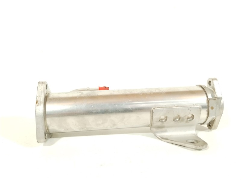 Recambio de enfriador egr para kia carens iii monospace (un) 2.0 crdi 115 referencia OEM IAM 2841627410  