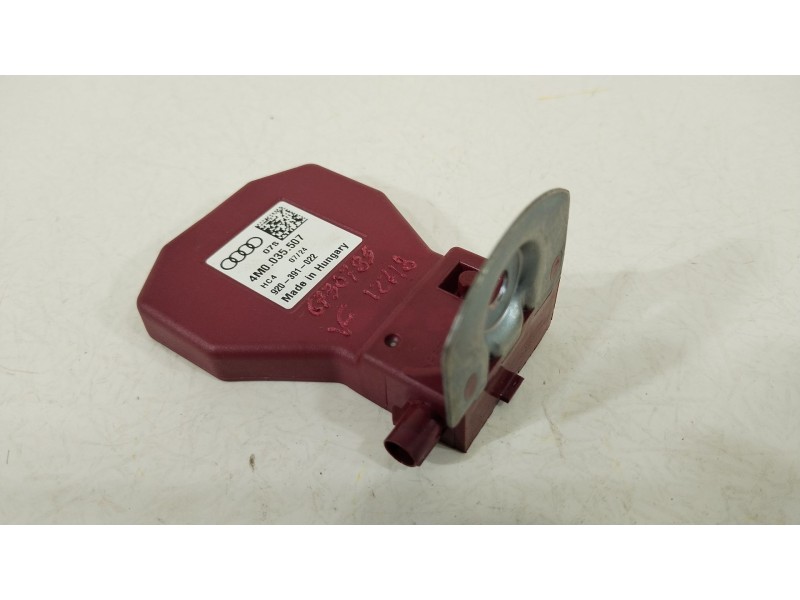 Recambio de antena para cupra formentor formentor cupra 150 ehyb referencia OEM IAM 4M0035507  