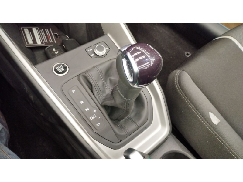 Recambio de pomo palanca cambio para audi a1 sportback (gba) 30 tfsi referencia OEM IAM 82B713139B  