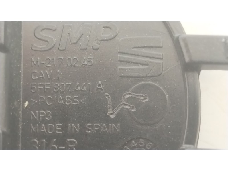 Recambio de tapa paragolpes para cupra formentor formentor cupra 150 ehyb referencia OEM IAM 5FF807441A  