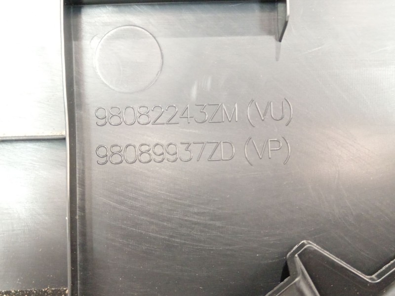 Recambio de guarnecido puerta delantera derecha para peugeot traveller autobús (v_) 2.0 bluehdi 145 referencia OEM IAM 98082243Z