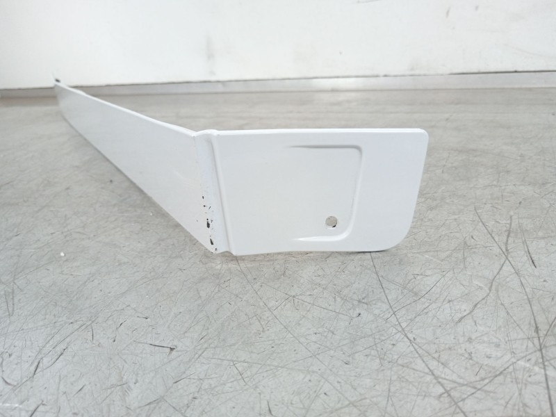 Recambio de moldura para peugeot traveller autobús (v_) 2.0 bluehdi 145 referencia OEM IAM 9808384180  