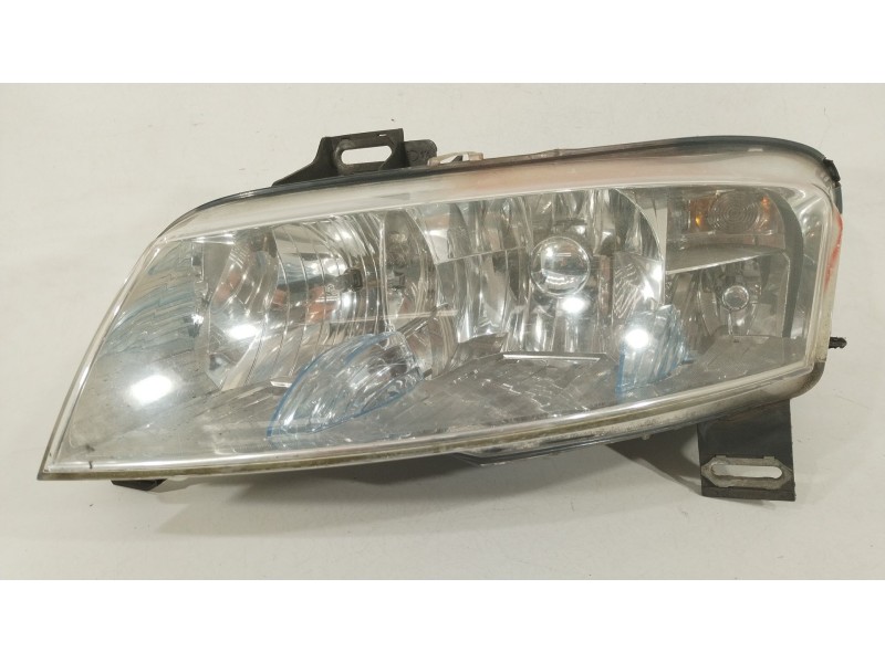 Recambio de faro izquierdo para fiat stilo (192_) 1.6 16v (192_xb1a) referencia OEM IAM 517127120  