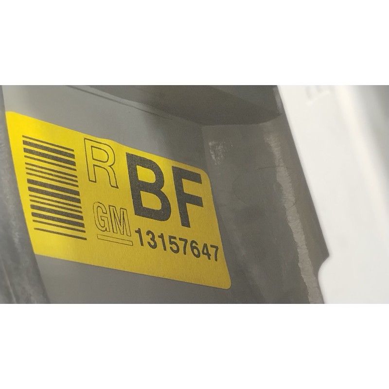 Recambio de piloto trasero derecho para opel vectra c gts (z02) 1.9 cdti (f68) referencia OEM IAM 13157647  