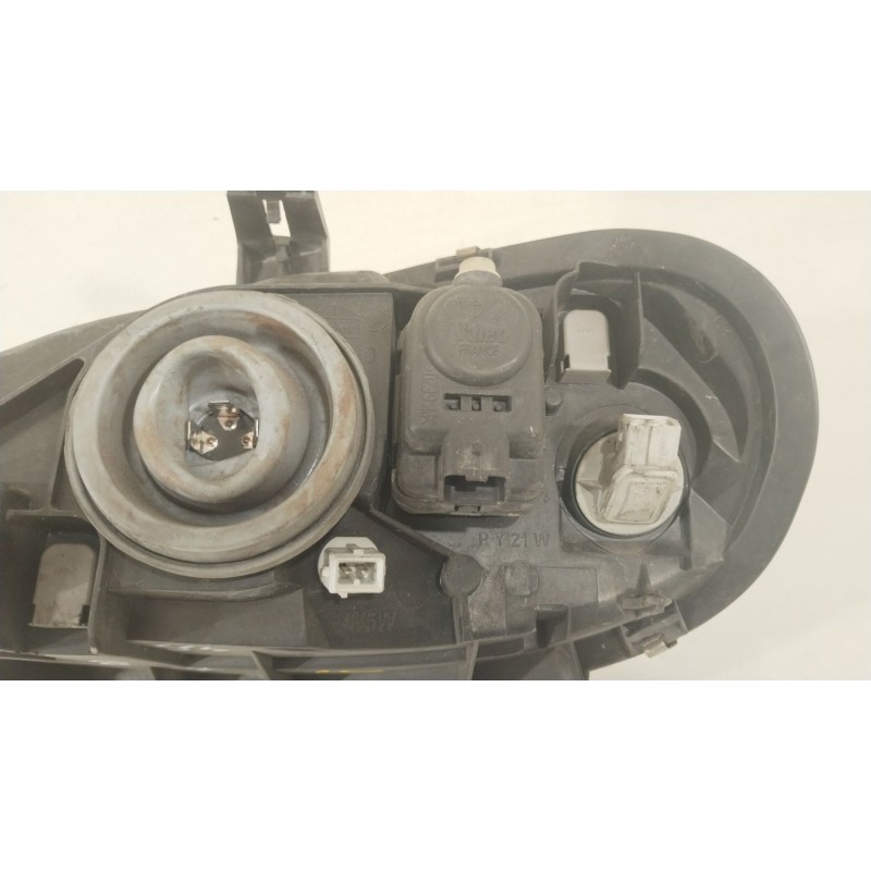 Recambio de faro derecho para citroën saxo (s0, s1) 1.5 d referencia OEM IAM 6205W2 963631680 89004318