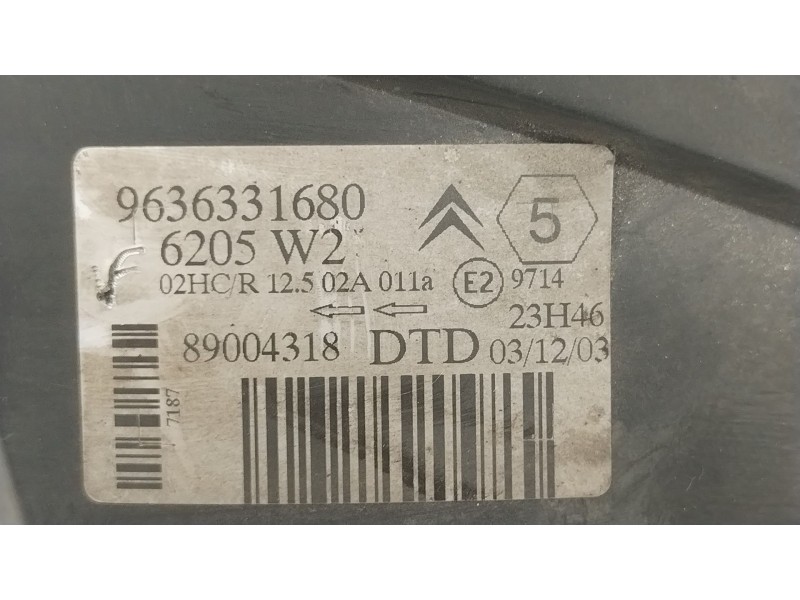 Recambio de faro derecho para citroën saxo (s0, s1) 1.5 d referencia OEM IAM 6205W2 963631680 89004318