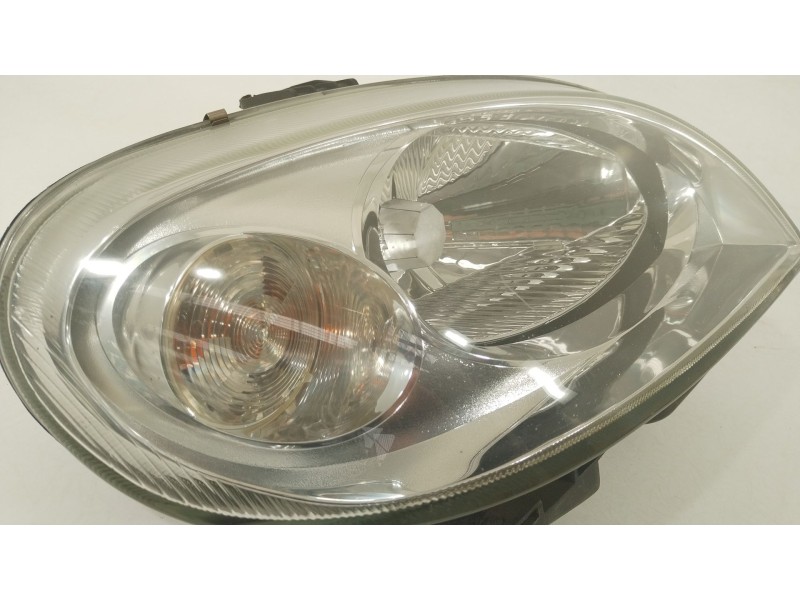 Recambio de faro derecho para citroën saxo (s0, s1) 1.5 d referencia OEM IAM 6205W2 963631680 89004318