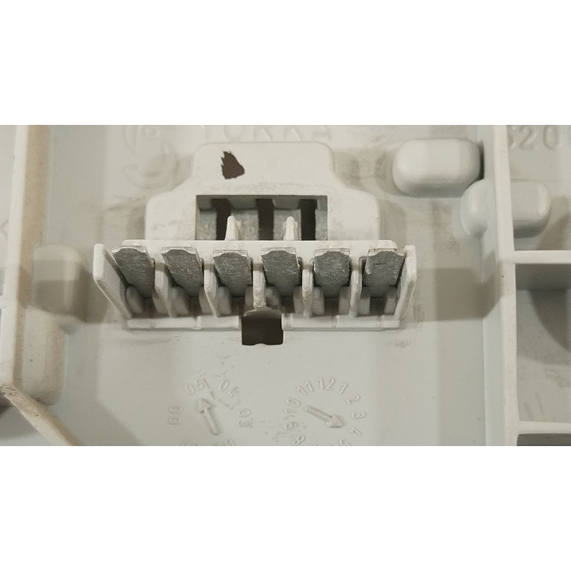 Recambio de piloto trasero izquierdo para opel vectra c gts (z02) 1.9 cdti (f68) referencia OEM IAM 13157646  