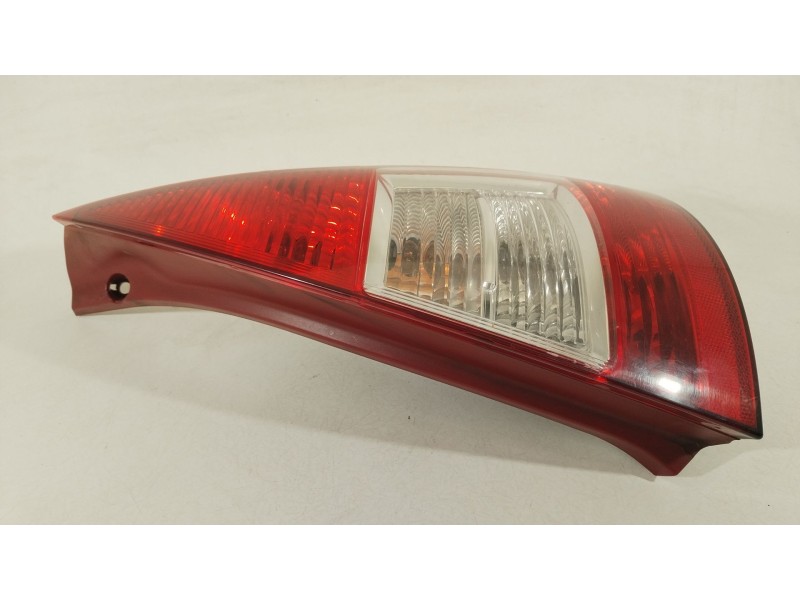 Recambio de piloto trasero derecho para citroën c3 i (fc_, fn_) 1.4 hdi referencia OEM IAM 6351X5  