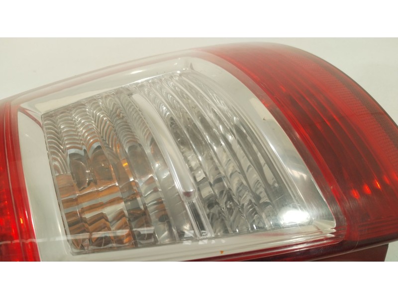 Recambio de piloto trasero derecho para citroën c3 i (fc_, fn_) 1.4 hdi referencia OEM IAM 6351X5  