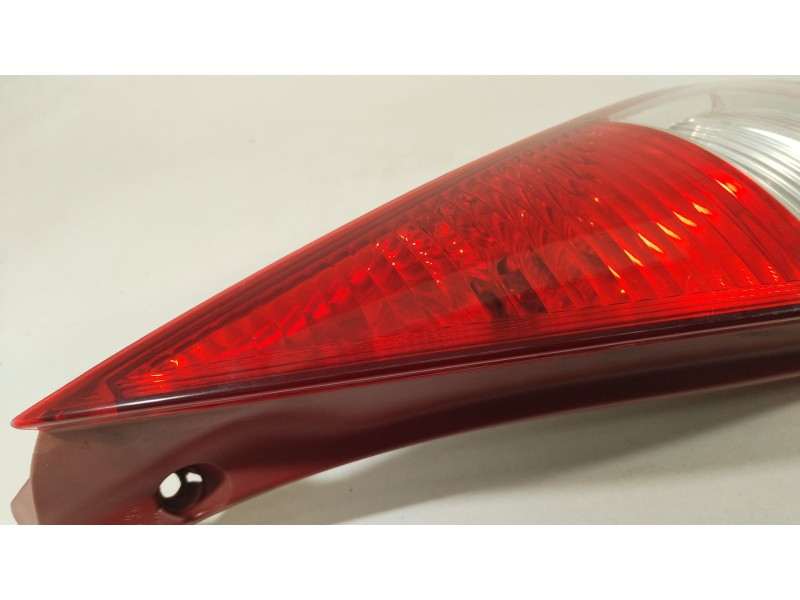 Recambio de piloto trasero derecho para citroën c3 i (fc_, fn_) 1.4 hdi referencia OEM IAM 6351X5  