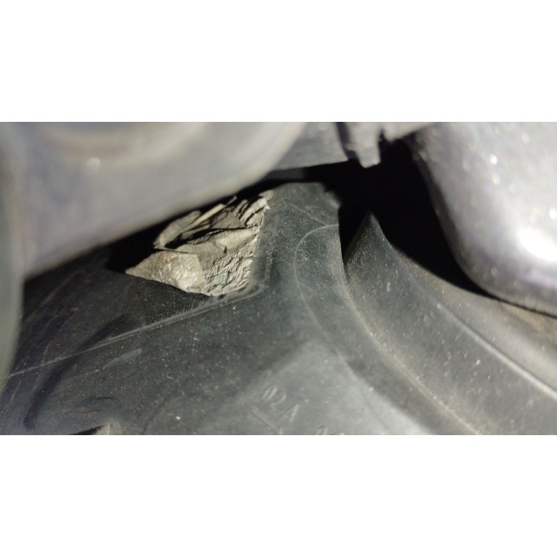 Recambio de faro izquierdo para renault megane iii hatchback (bz0/1_, b3_) 1.5 dci referencia OEM IAM 260607449R  