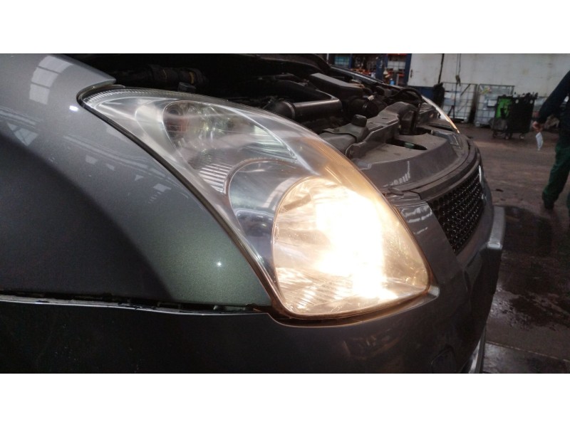 Recambio de faro derecho para suzuki swift iii (mz, ez) 1.3 ddis (rs 413d) referencia OEM IAM 3512062J11000  