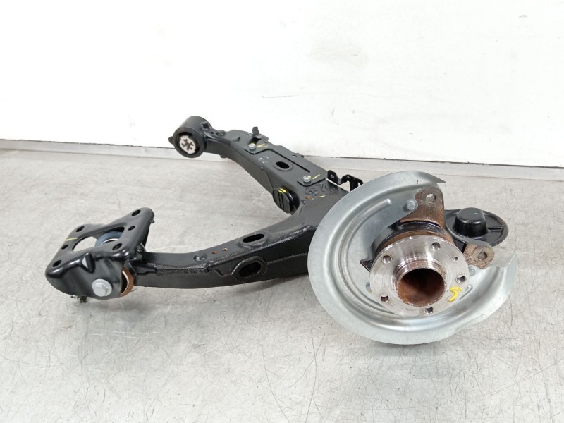 Recambio de mangueta trasera izquierda para peugeot traveller autobús (v_) 2.0 bluehdi 145 referencia OEM IAM 9807506080  