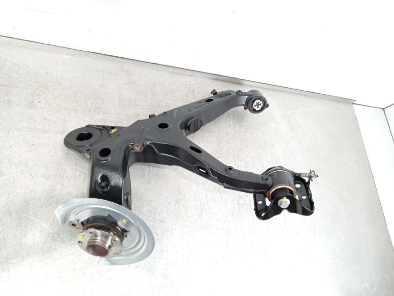 Recambio de mangueta trasera izquierda para peugeot traveller autobús (v_) 2.0 bluehdi 145 referencia OEM IAM 9807506080  