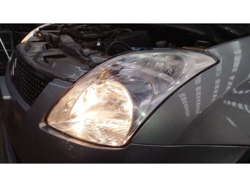 Recambio de faro izquierdo para suzuki swift iii (mz, ez) 1.3 ddis (rs 413d) referencia OEM IAM 3532062J11000  
