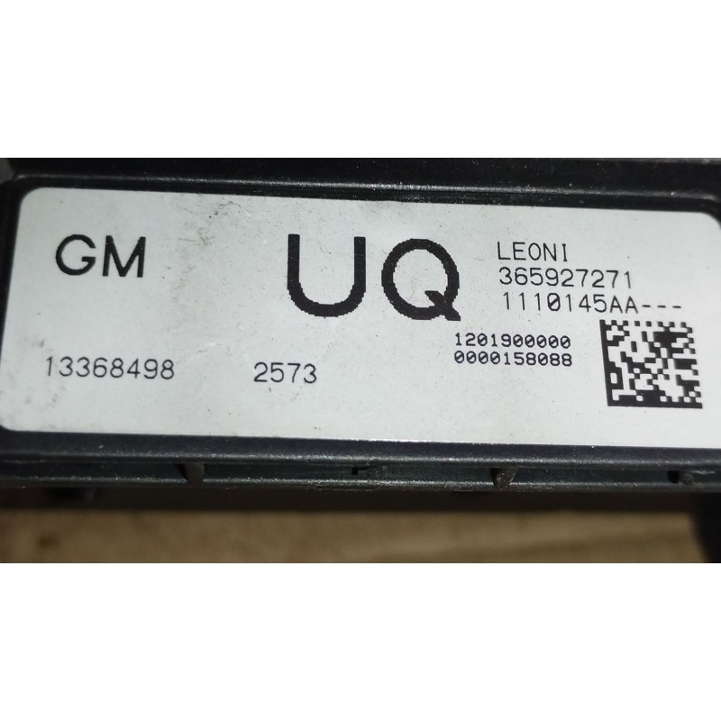 Recambio de caja reles / fusibles para opel astra j sedán 1.7 cdti (69) referencia OEM IAM 13368498 36592271 