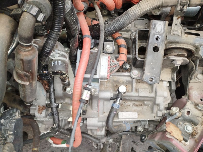 Recambio de caja cambios para toyota yaris (_p13_) 1.5 hybrid (nhp130_) referencia OEM IAM 1LM  