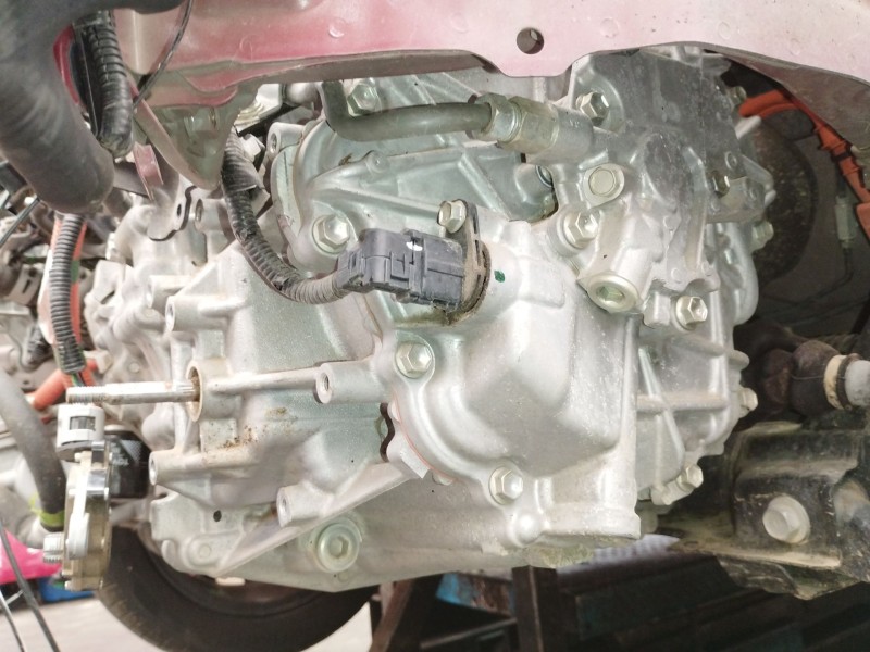 Recambio de caja cambios para toyota yaris (_p13_) 1.5 hybrid (nhp130_) referencia OEM IAM 1LM  