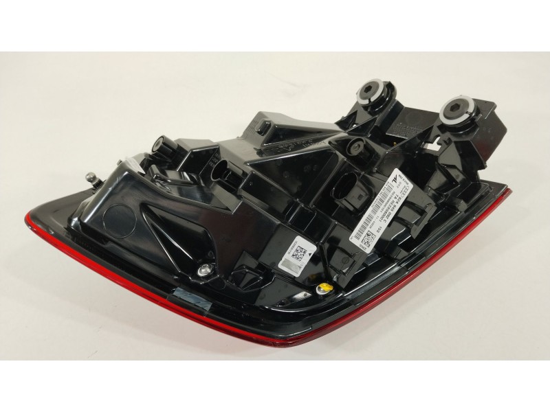 Recambio de piloto trasero derecho para audi a1 sportback (gba) 30 tfsi referencia OEM IAM 82A945092C  