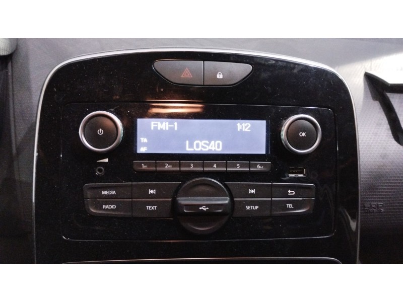 Recambio de sistema audio / radio cd para renault clio iv (bh_) 1.5 dci 75 referencia OEM IAM 281153307R  