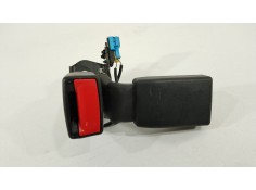Recambio de enganche cinturon trasero derecho para mercedes-benz clase gla (x156) gla 200 cdi / d (156.908) referencia OEM IAM A