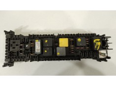 Recambio de caja reles / fusibles para mercedes-benz clase gla (x156) gla 200 cdi / d (156.908) referencia OEM IAM A2469067200  