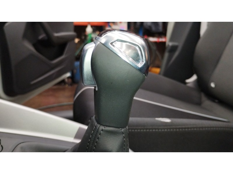 Recambio de palanca cambio para audi a1 sportback (gba) 30 tfsi referencia OEM IAM 2Q1713023AS  