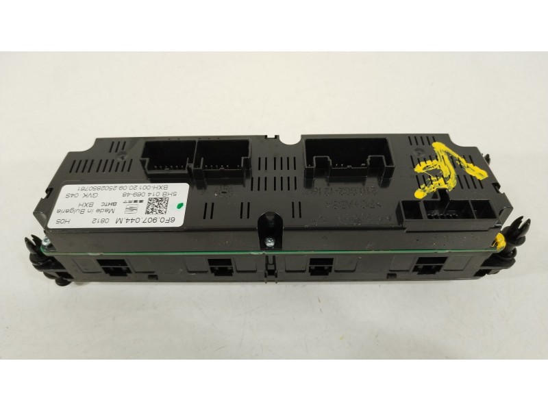 Recambio de mando climatizador para seat arona (kj7, kjp) 1.0 tgi referencia OEM IAM 6F0907044M  