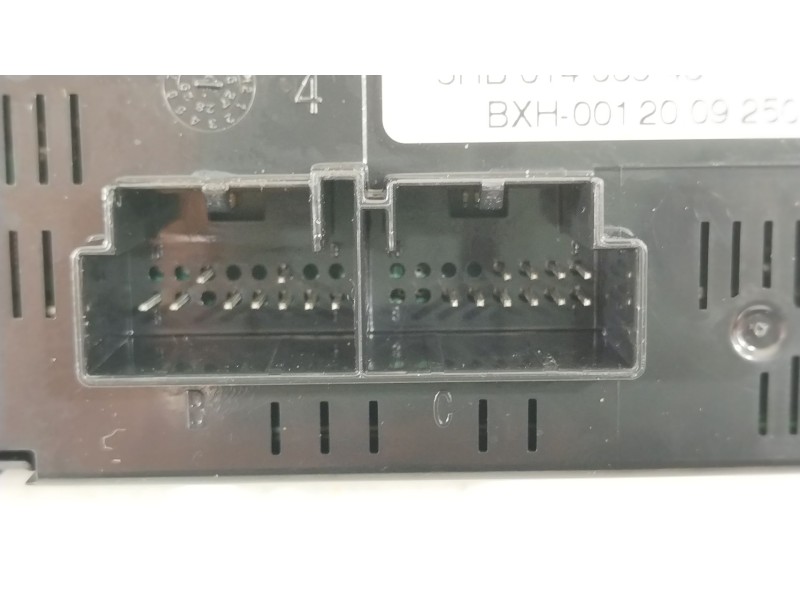 Recambio de mando climatizador para seat arona (kj7, kjp) 1.0 tgi referencia OEM IAM 6F0907044M  