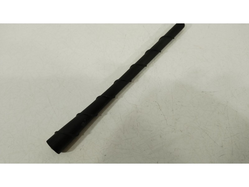 Recambio de antena para seat arona (kj7, kjp) 1.0 tgi referencia OEM IAM 6C0035849H  