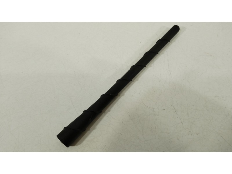 Recambio de antena para seat arona (kj7, kjp) 1.0 tgi referencia OEM IAM 6C0035849H  